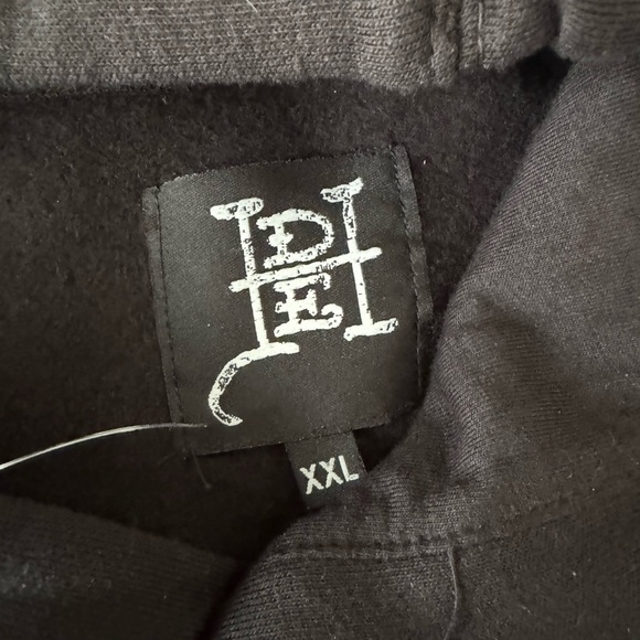 #240 (NWT) ED HARDY HOODIE. CLASSIC ART. - Picture 9 of 11